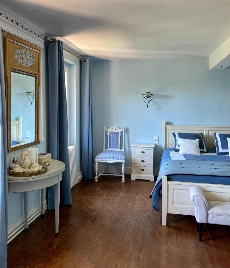 Domaine De Menerque - Petit Chateau Avec Piscine Lisle-sur-Tarn Eksteriør bilde